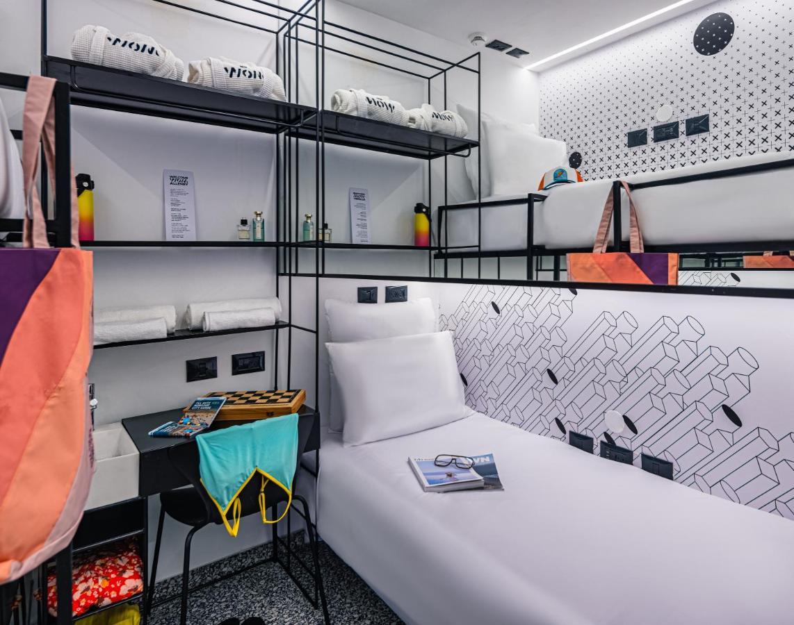 Wom Beach Pod Hotel - A Member Of Brown Hotels Tel Aviv Exteriér fotografie